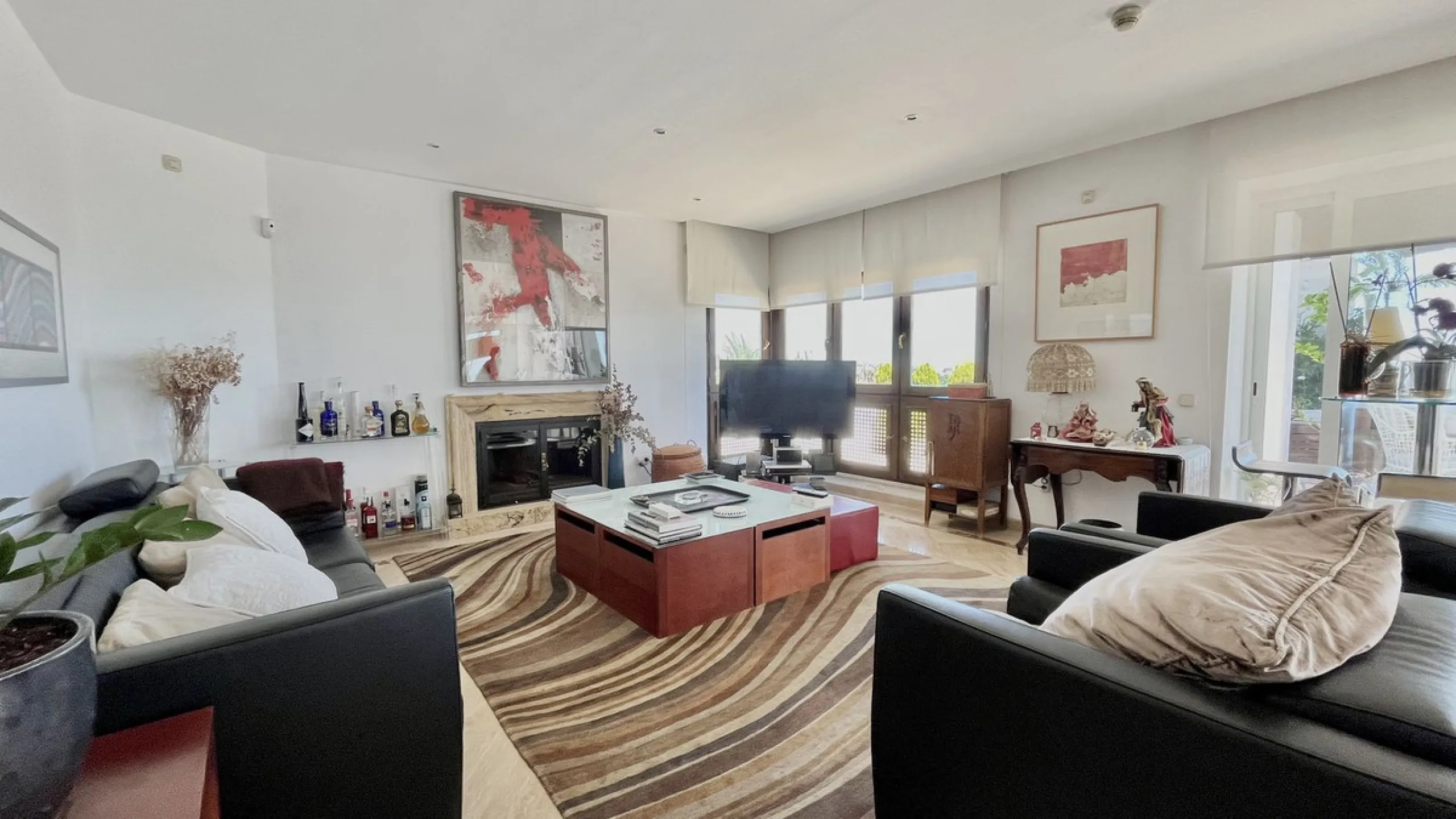 Huge last floor apartment with 360 degrees panoramic sea views