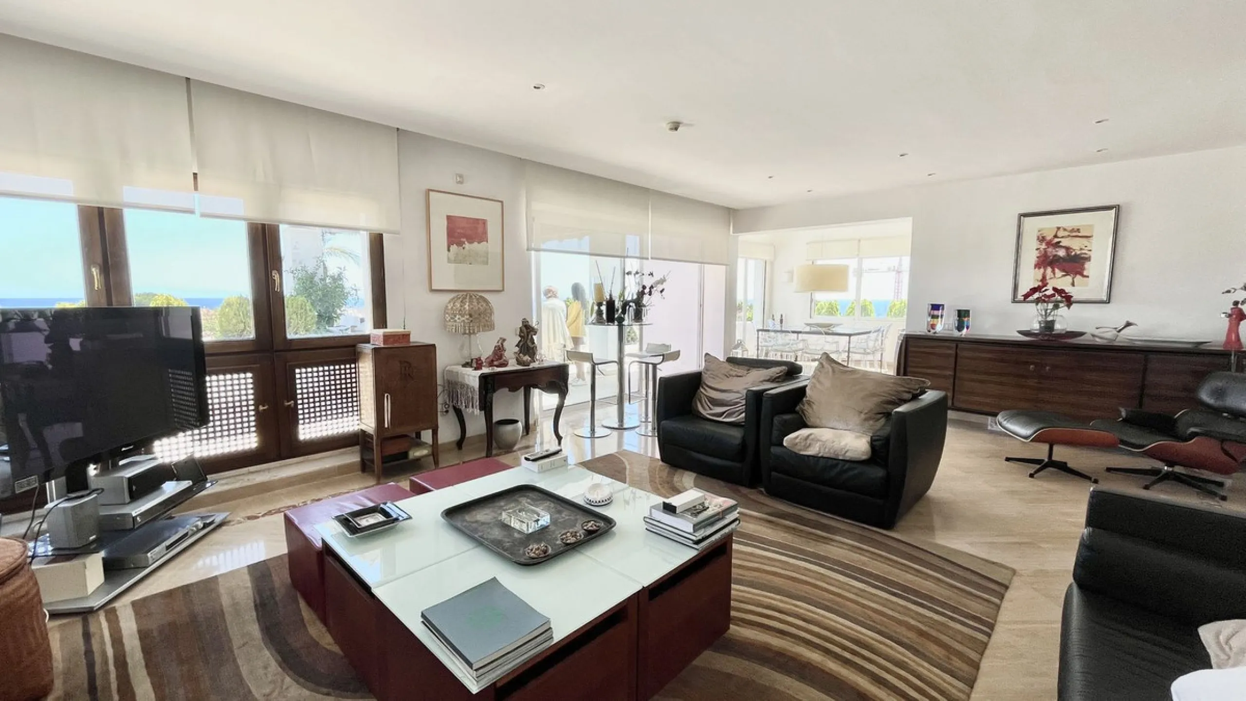 Huge last floor apartment with 360 degrees panoramic sea views
