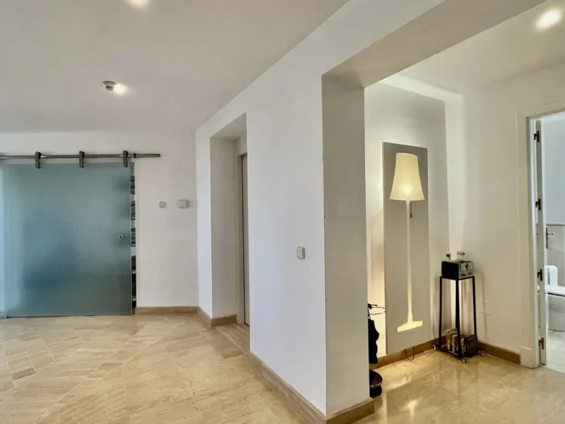 Huge last floor apartment with 360 degrees panoramic sea views