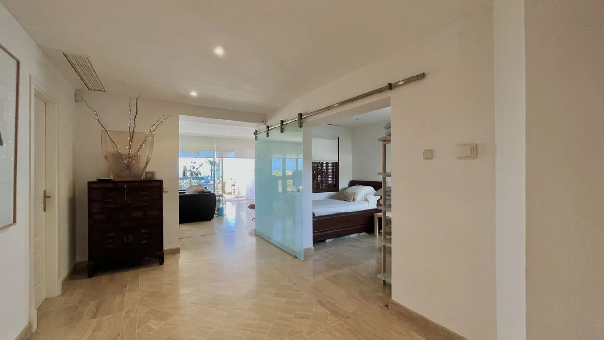 Huge last floor apartment with 360 degrees panoramic sea views