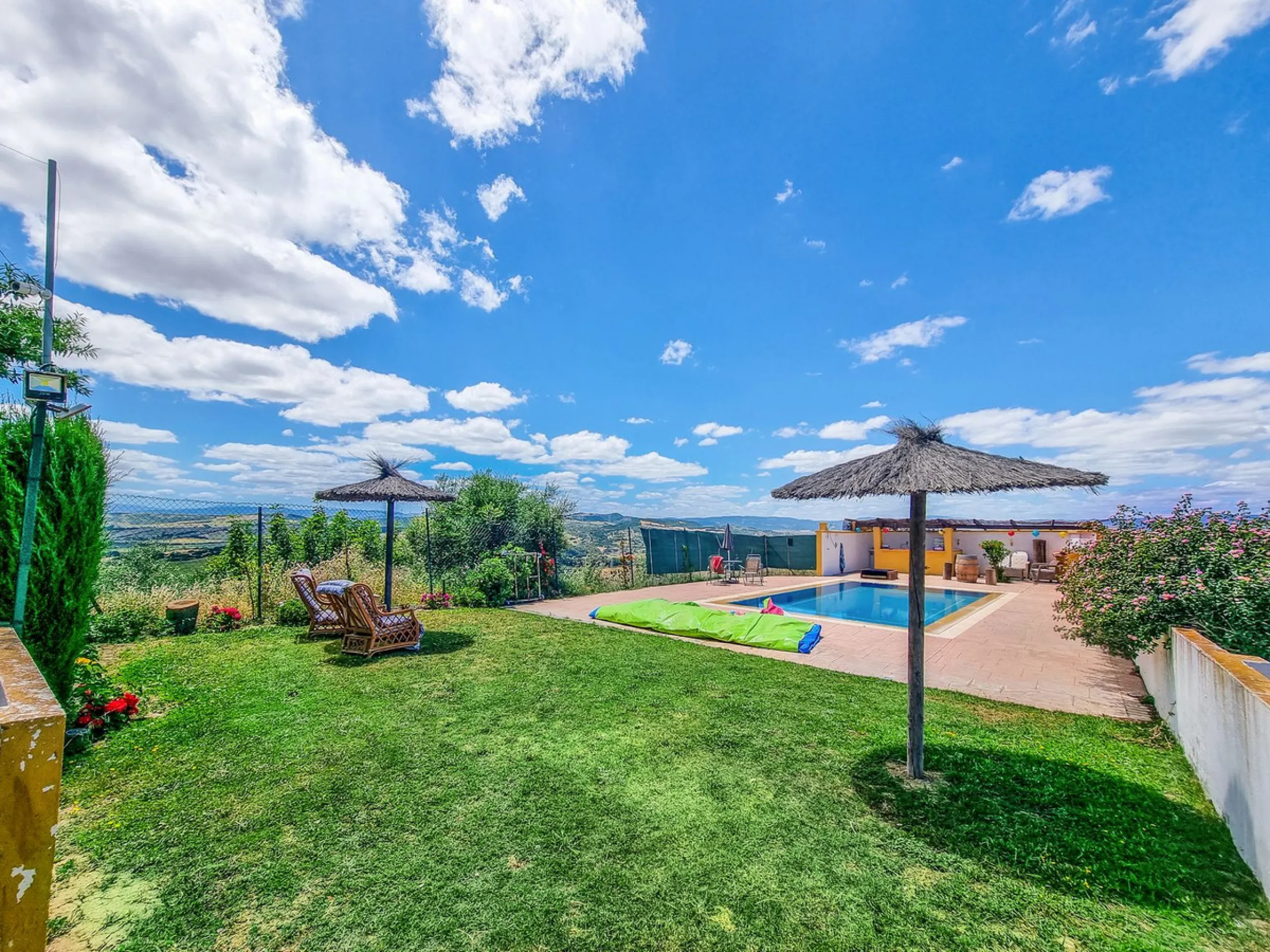 Lovely 3-bed finca with private pool and a very large plot with fruit trees in Casares.