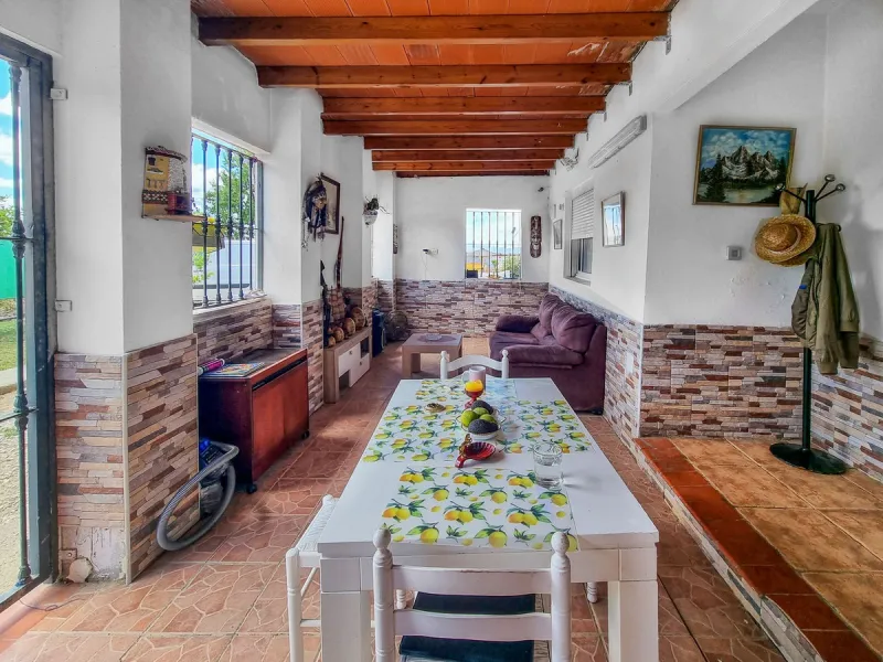 Lovely 3-bed finca with private pool and a very large plot with fruit trees in Casares.