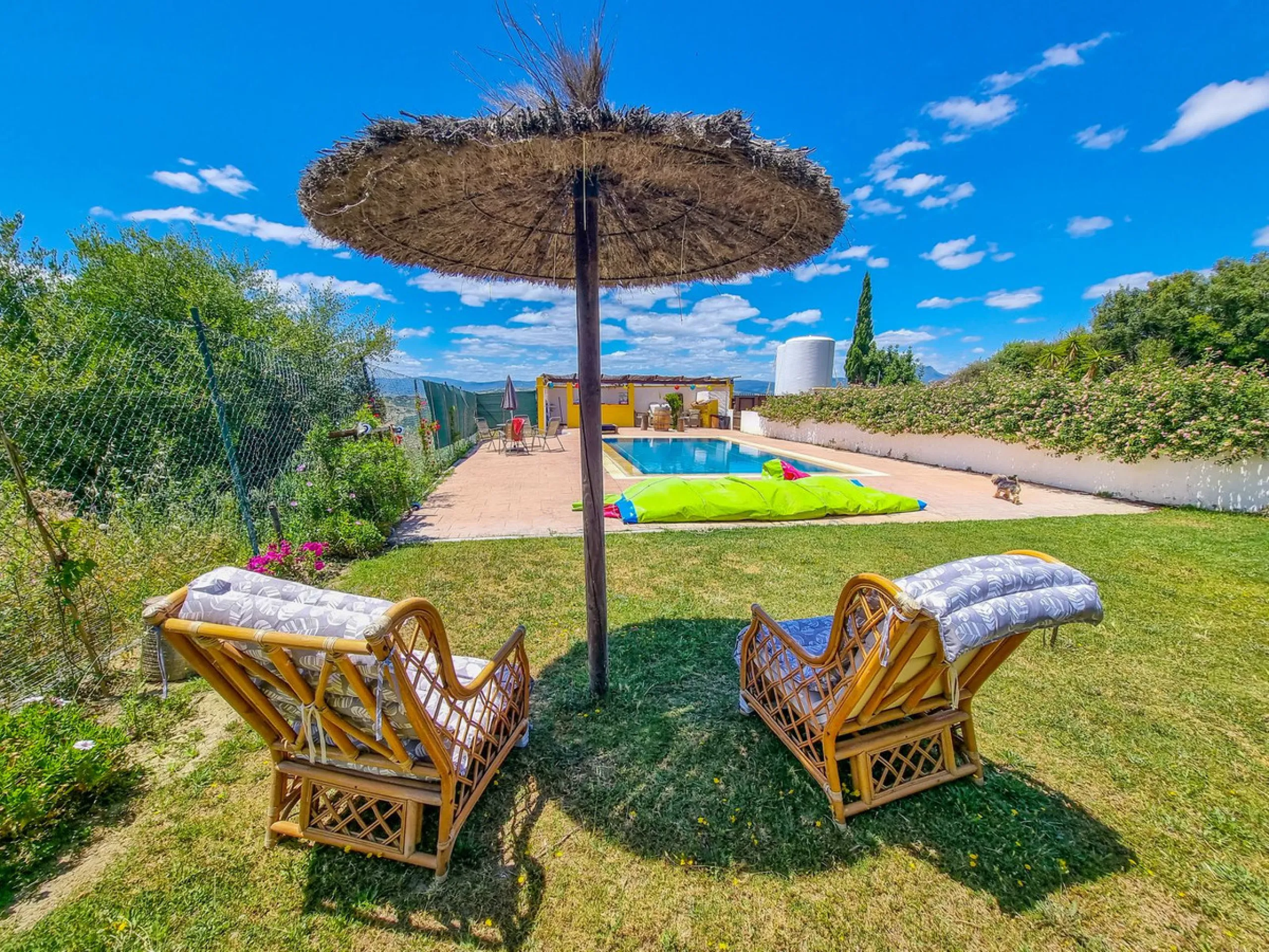 Lovely 3-bed finca with private pool and a very large plot with fruit trees in Casares.