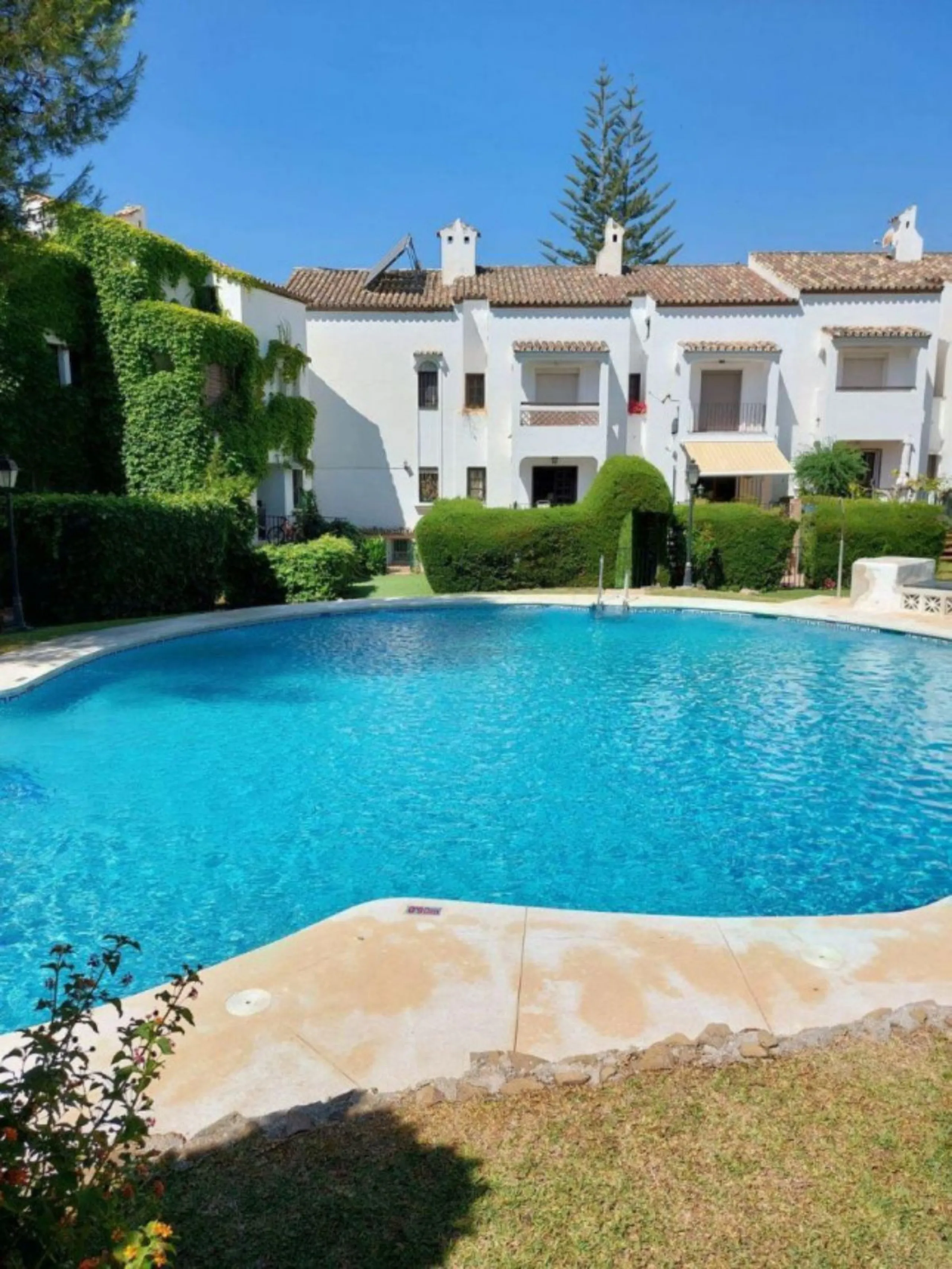 Semi-Detached House, Marbella, Costa del Sol. walking to old town