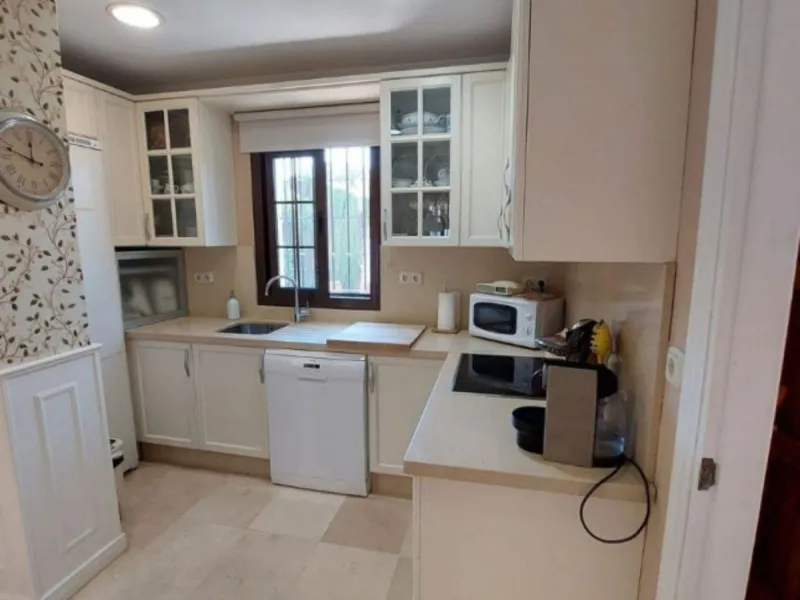 Semi-Detached House, Marbella, Costa del Sol. walking to old town