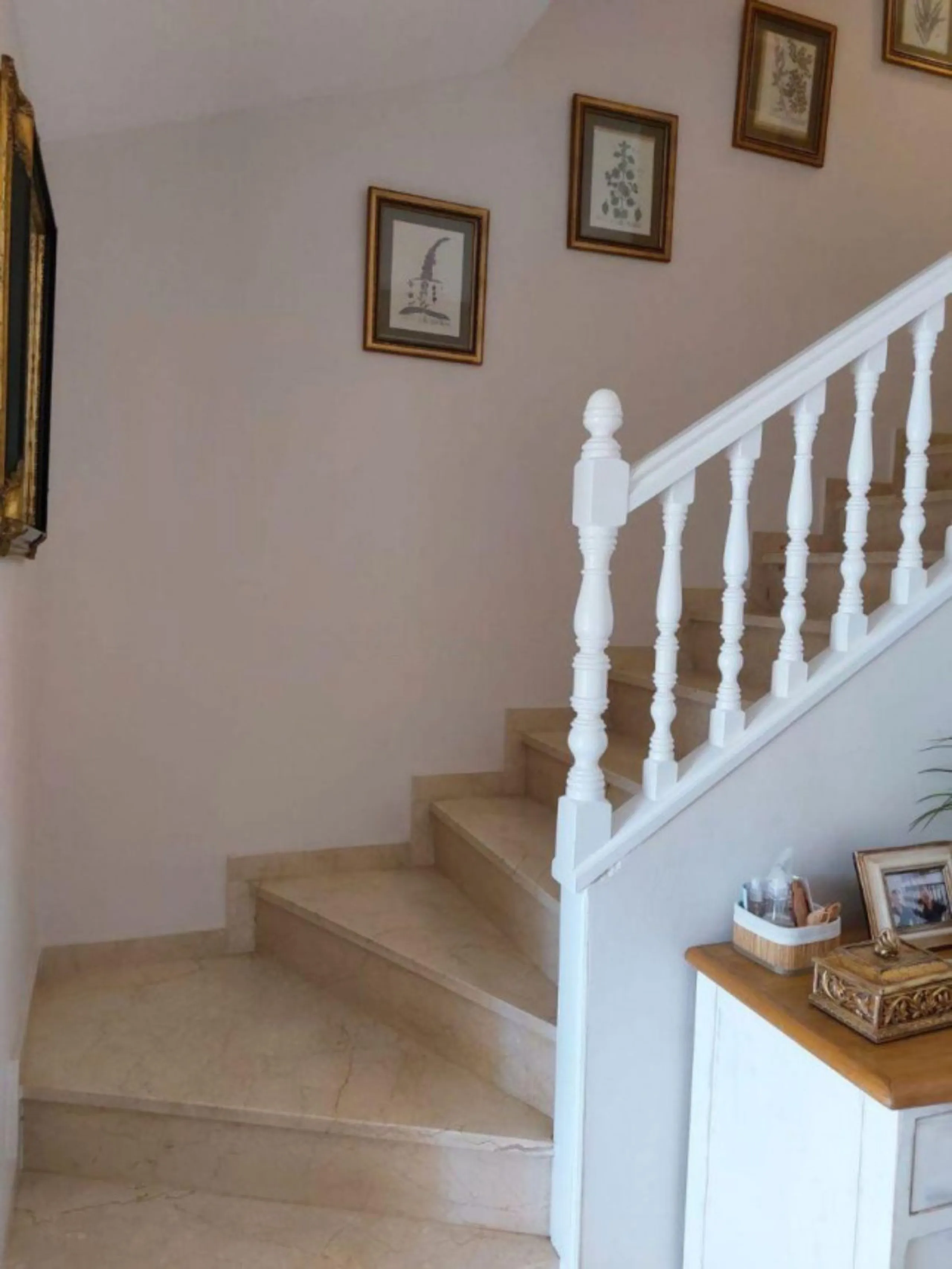 Semi-Detached House, Marbella, Costa del Sol. walking to old town