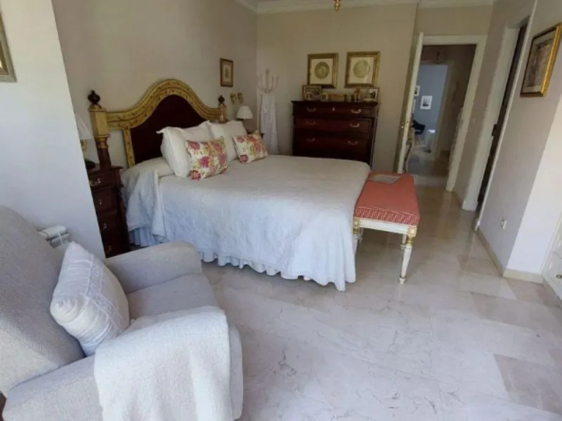 Semi-Detached House, Marbella, Costa del Sol. walking to old town