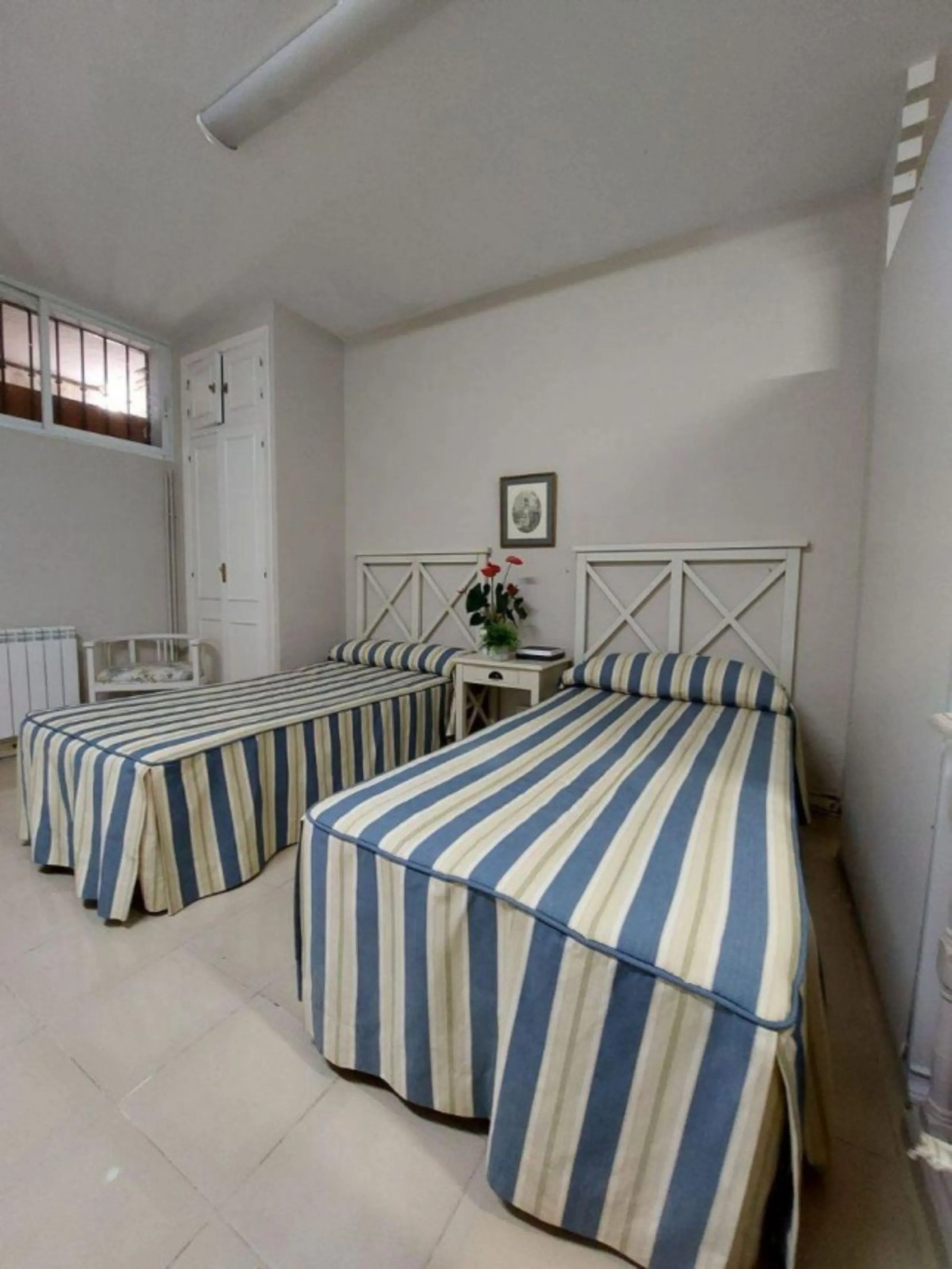 Semi-Detached House, Marbella, Costa del Sol. walking to old town
