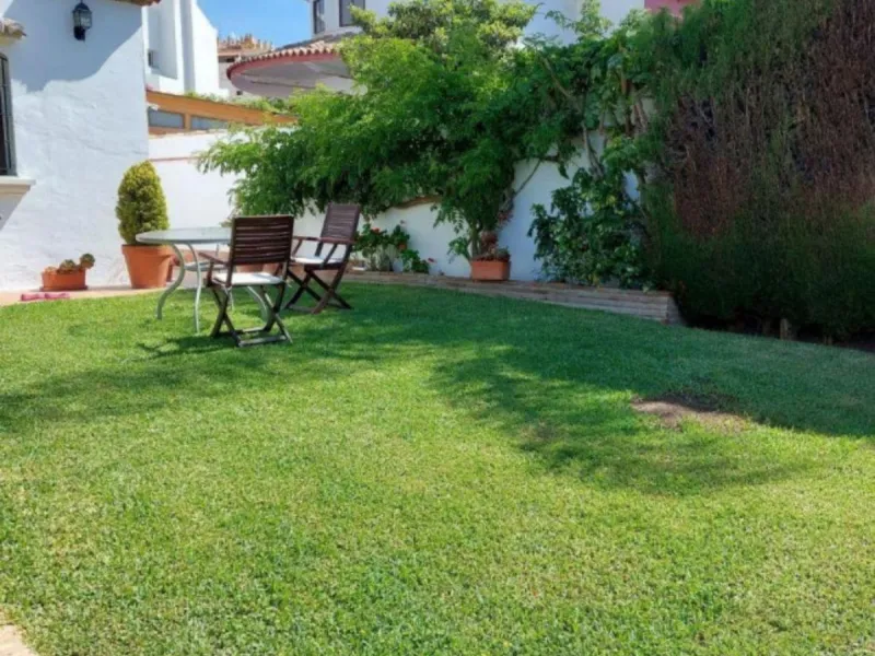 Semi-Detached House, Marbella, Costa del Sol. walking to old town