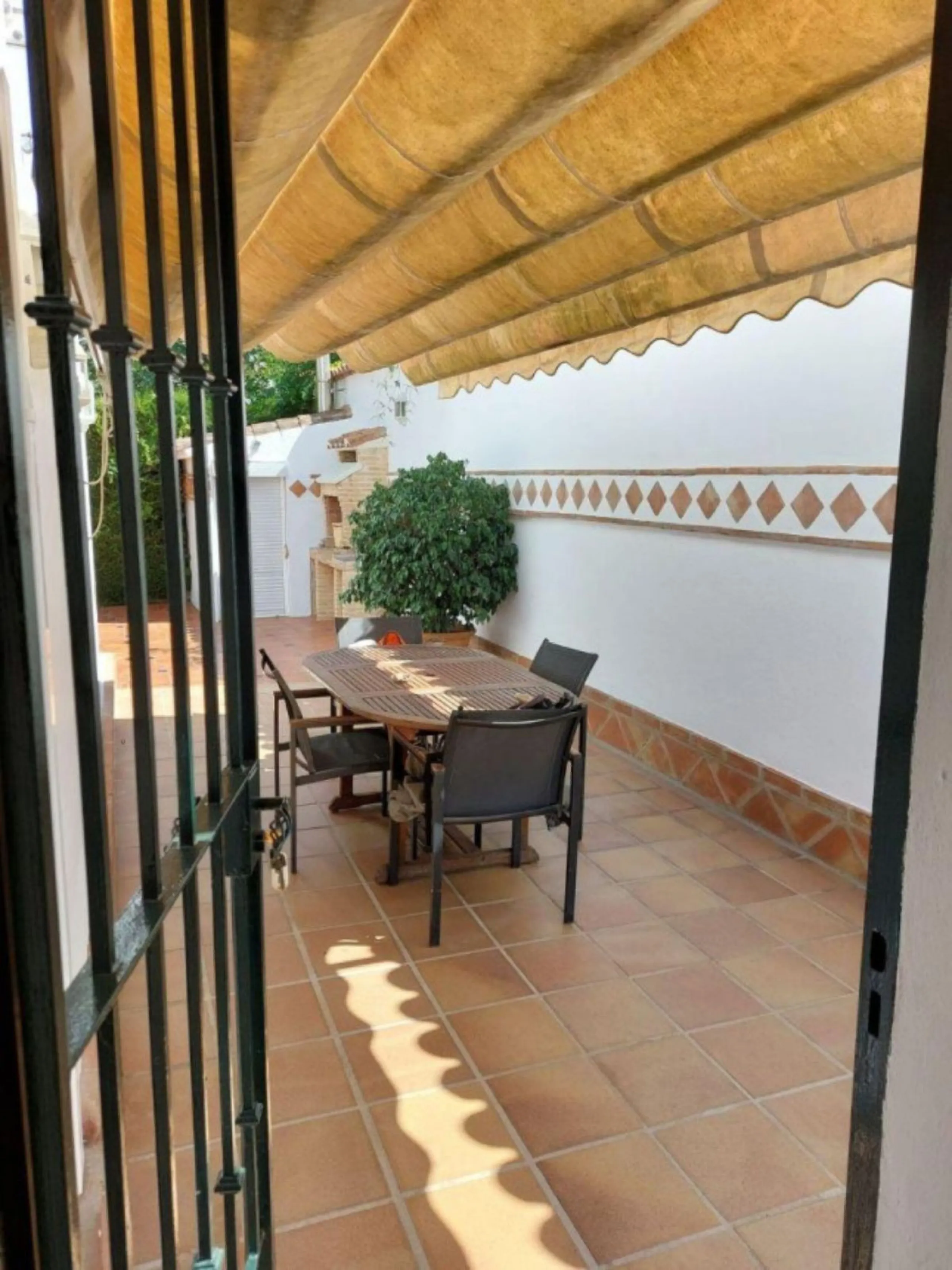 Semi-Detached House, Marbella, Costa del Sol. walking to old town