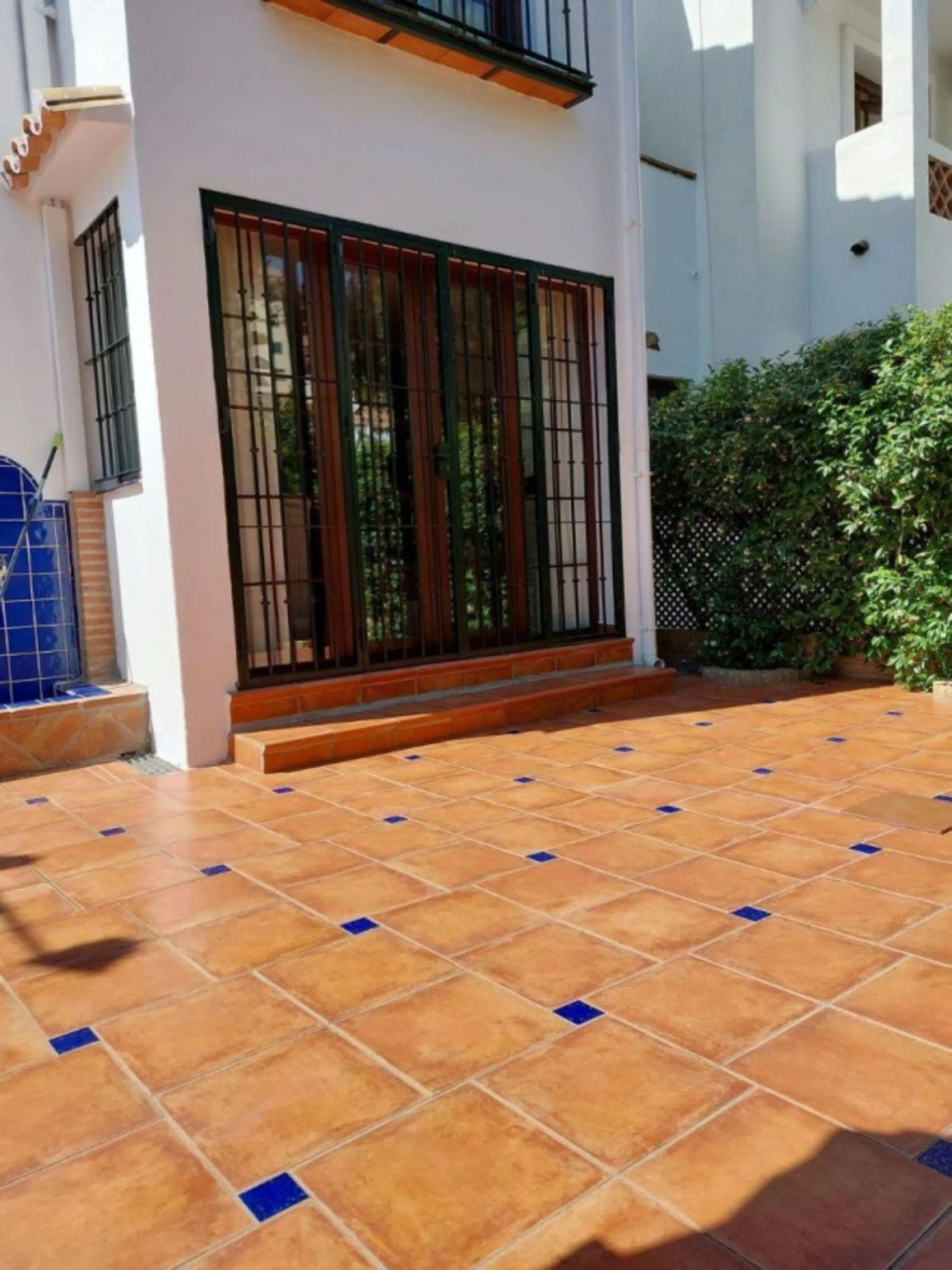 Semi-Detached House, Marbella, Costa del Sol. walking to old town
