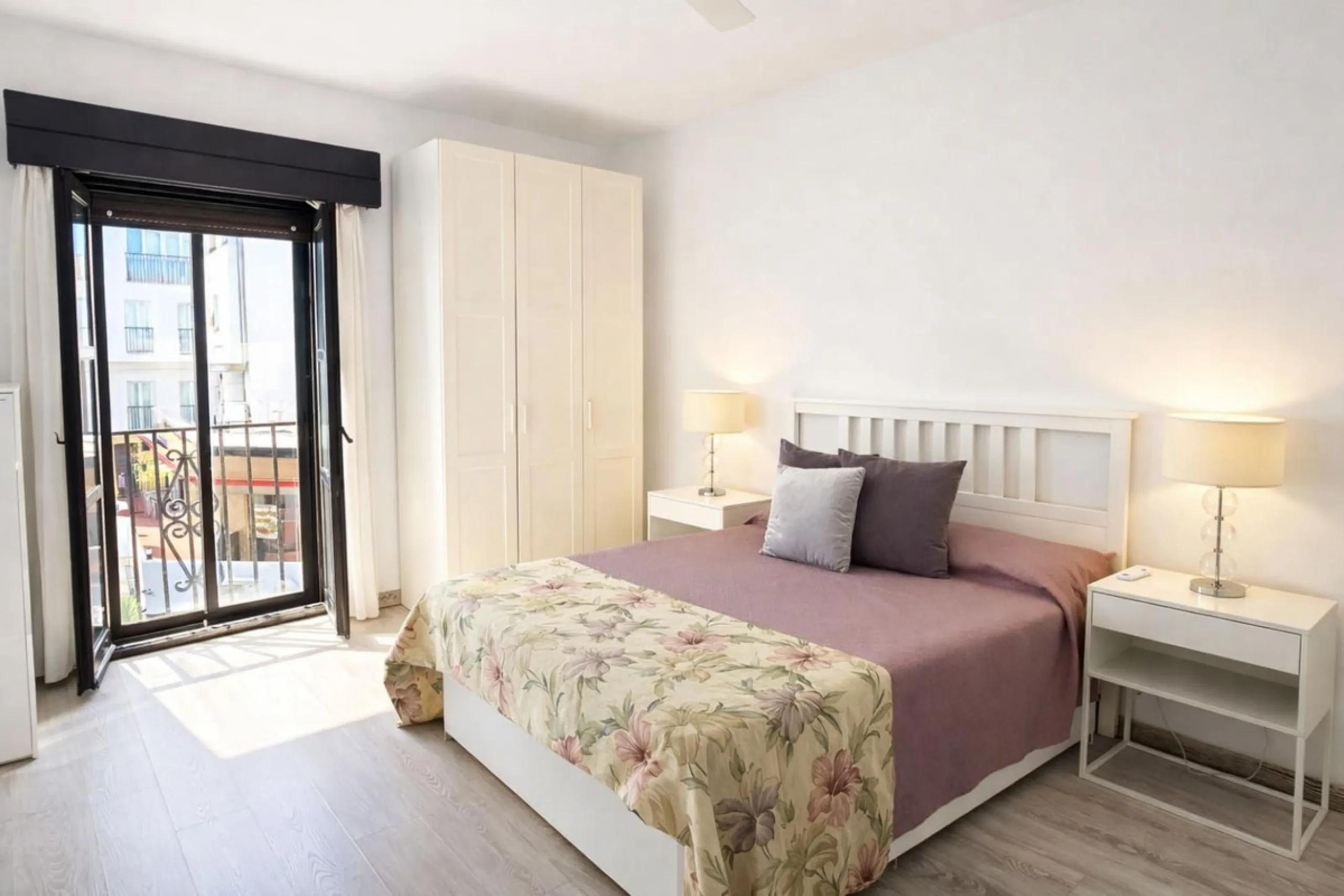 Beachfront & Marina-Front Apartment in Puerto Banús, Marbella