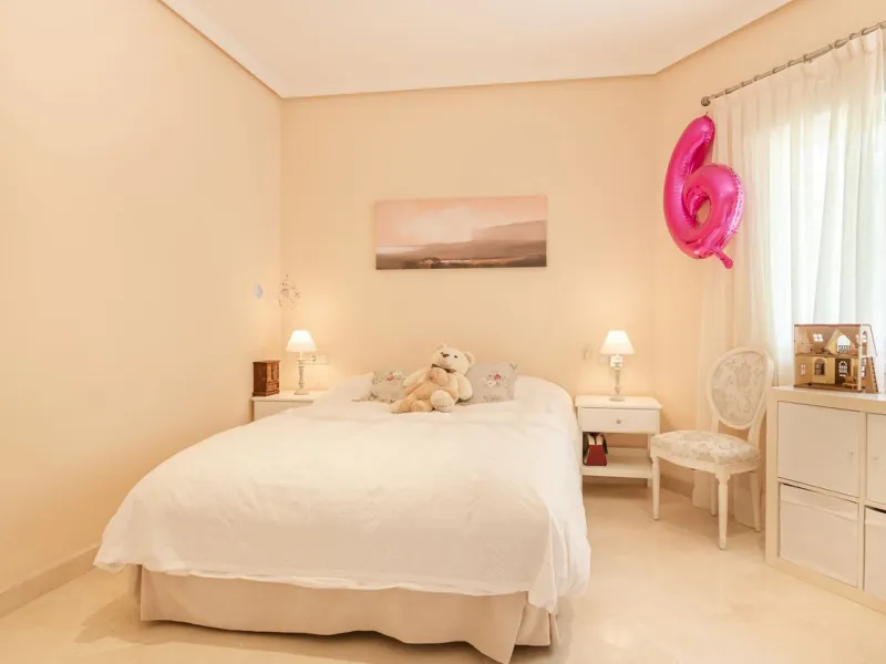 A spacious high quality, south facing classical Spanish villa with 6 bedrooms in El Paraiso in Benahavis with sea views and a lot of privacy.