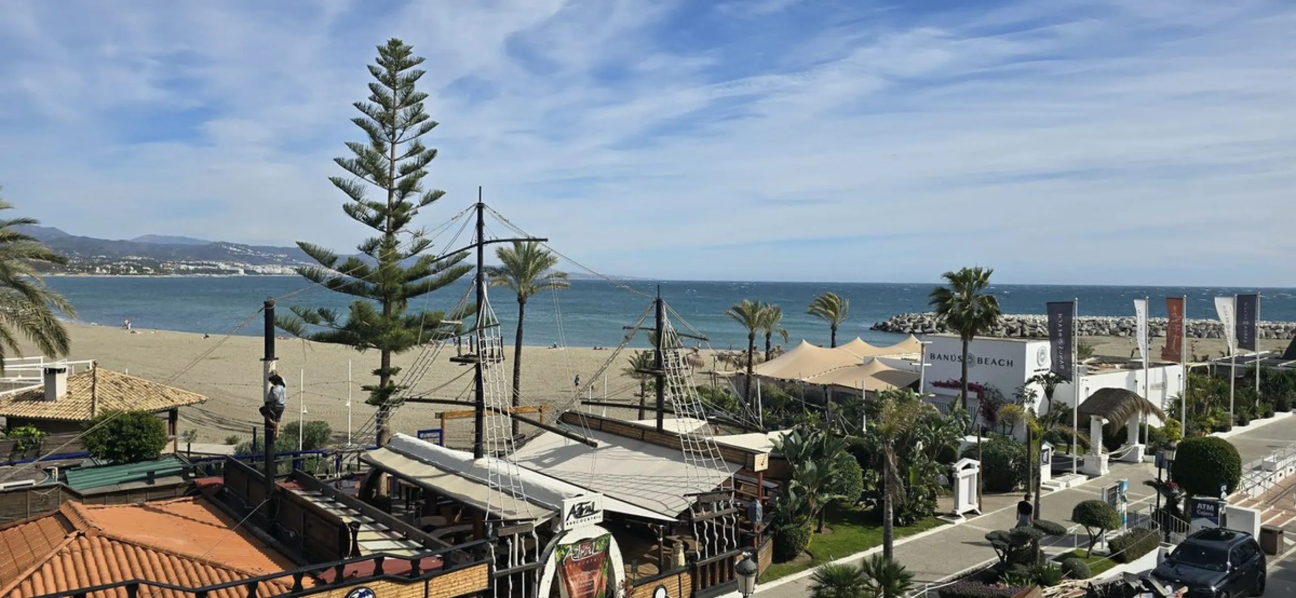 Beachfront & Marina-Front Apartment in Puerto Banús, Marbella