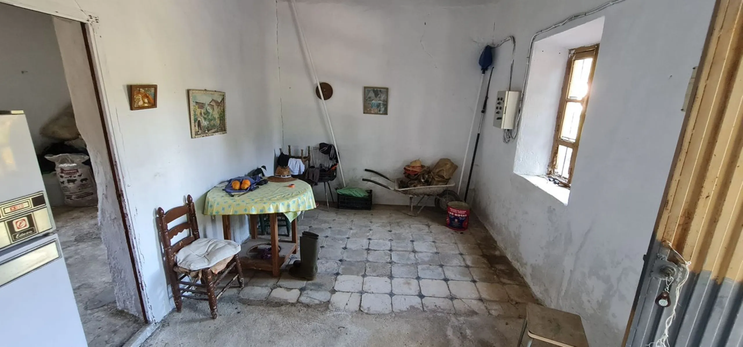 Plot - Land with Ruin в продаже в Tolox, Málaga. Площадь дома 90 м². Площадь участка 12099 м²
