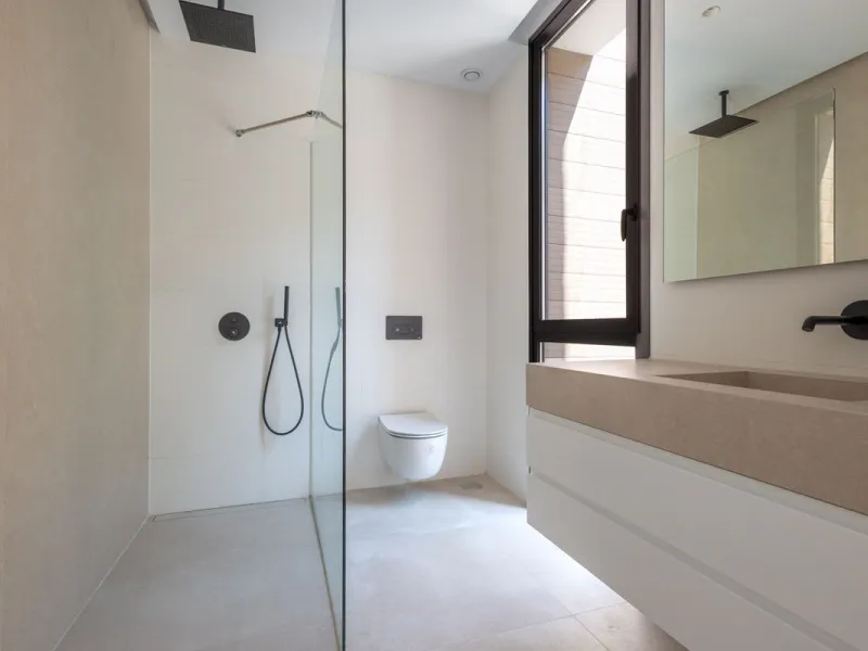 La Fuente is an amazing development of modern villas which is offered as the only option for those that wish to live in the heart of the city, but with the peace and security of a luxury complex. Only 15 Mediterranean villas at the heart of the Golden Mil