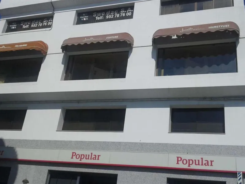 "A Prestigious Corporate Landmark in San Pedro Center"