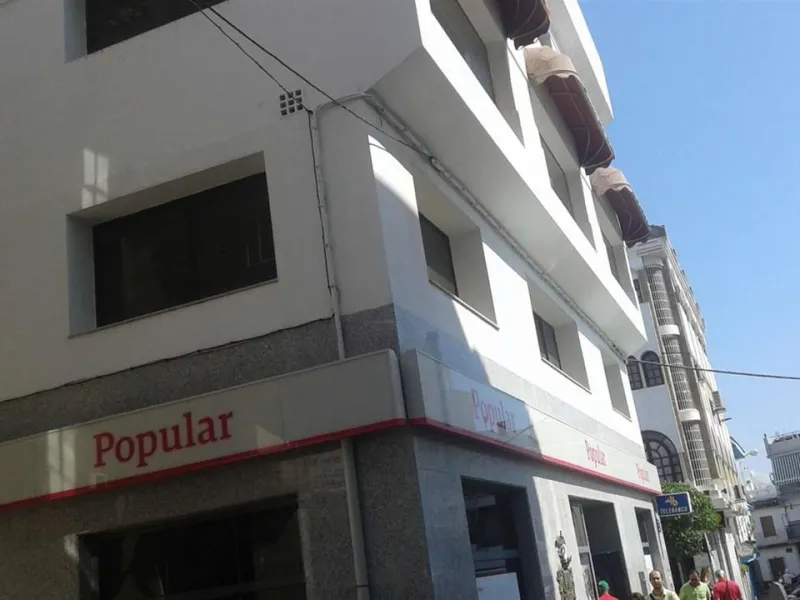"A Prestigious Corporate Landmark in San Pedro Center"