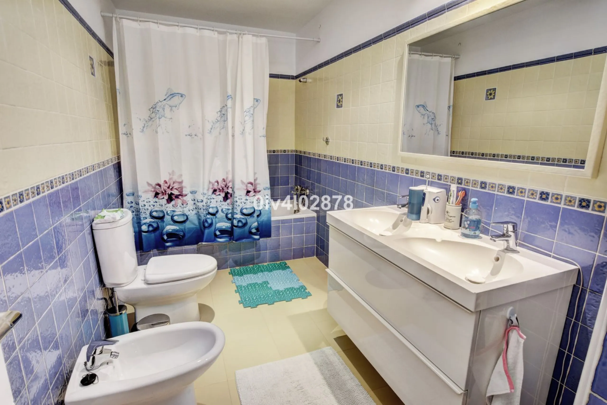 House - Townhouse в продаже в Benalmadena, Málaga. В доме 4 спален и 3 ванных комнат. Площадь дома 290 м²