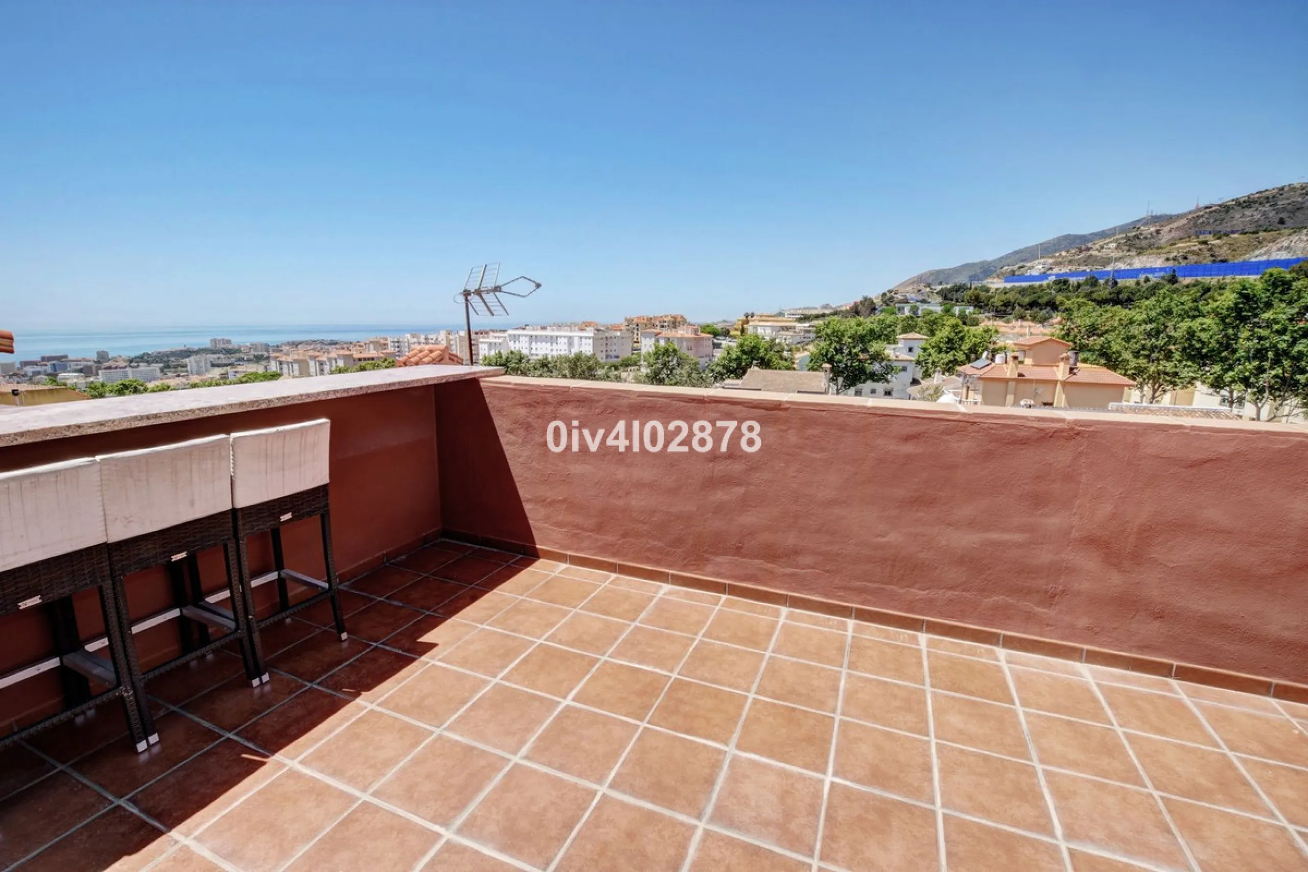 House - Townhouse в продаже в Benalmadena, Málaga. В доме 4 спален и 3 ванных комнат. Площадь дома 290 м²