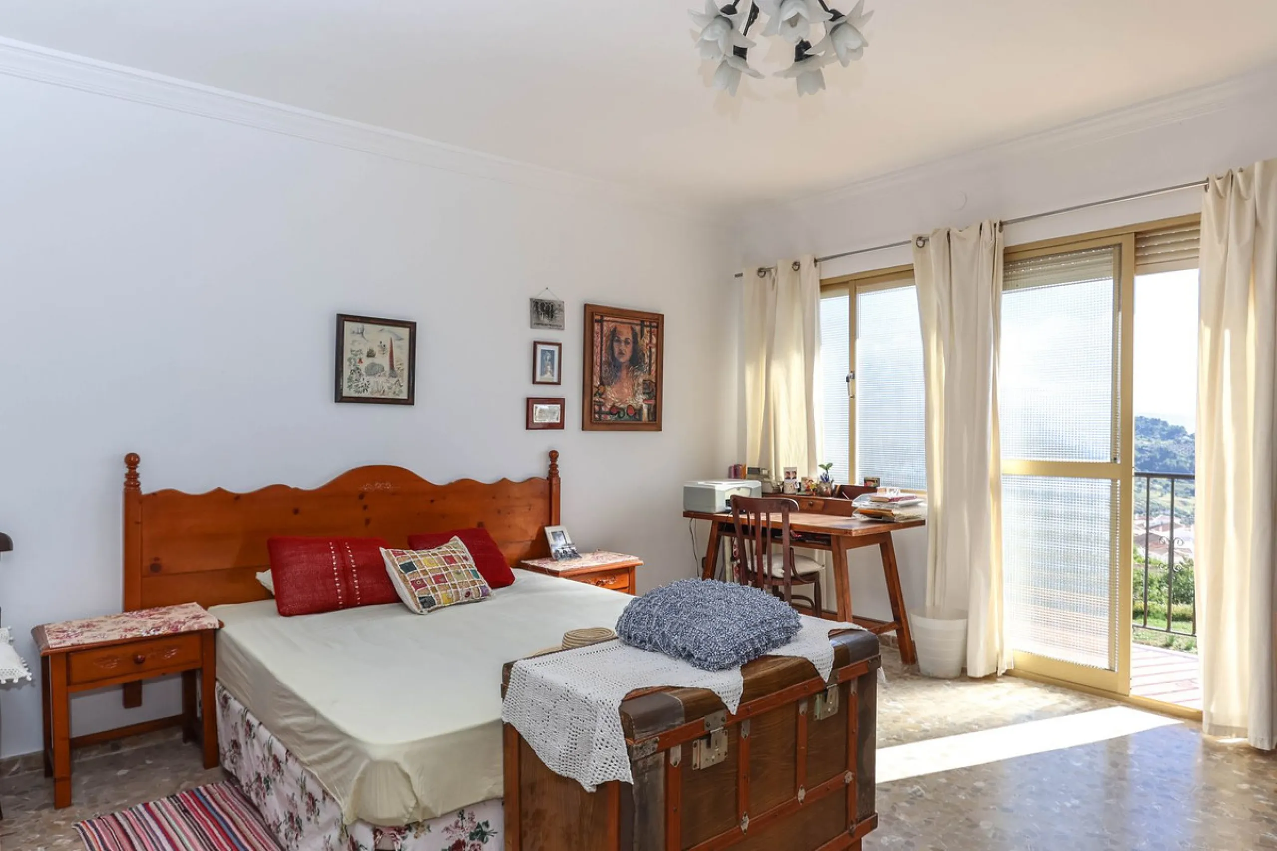 House - Townhouse в продаже в Casarabonela, Málaga. В доме 4 спален и 2 ванных комнат. Площадь дома 800 м². Площадь участка 3000 м²