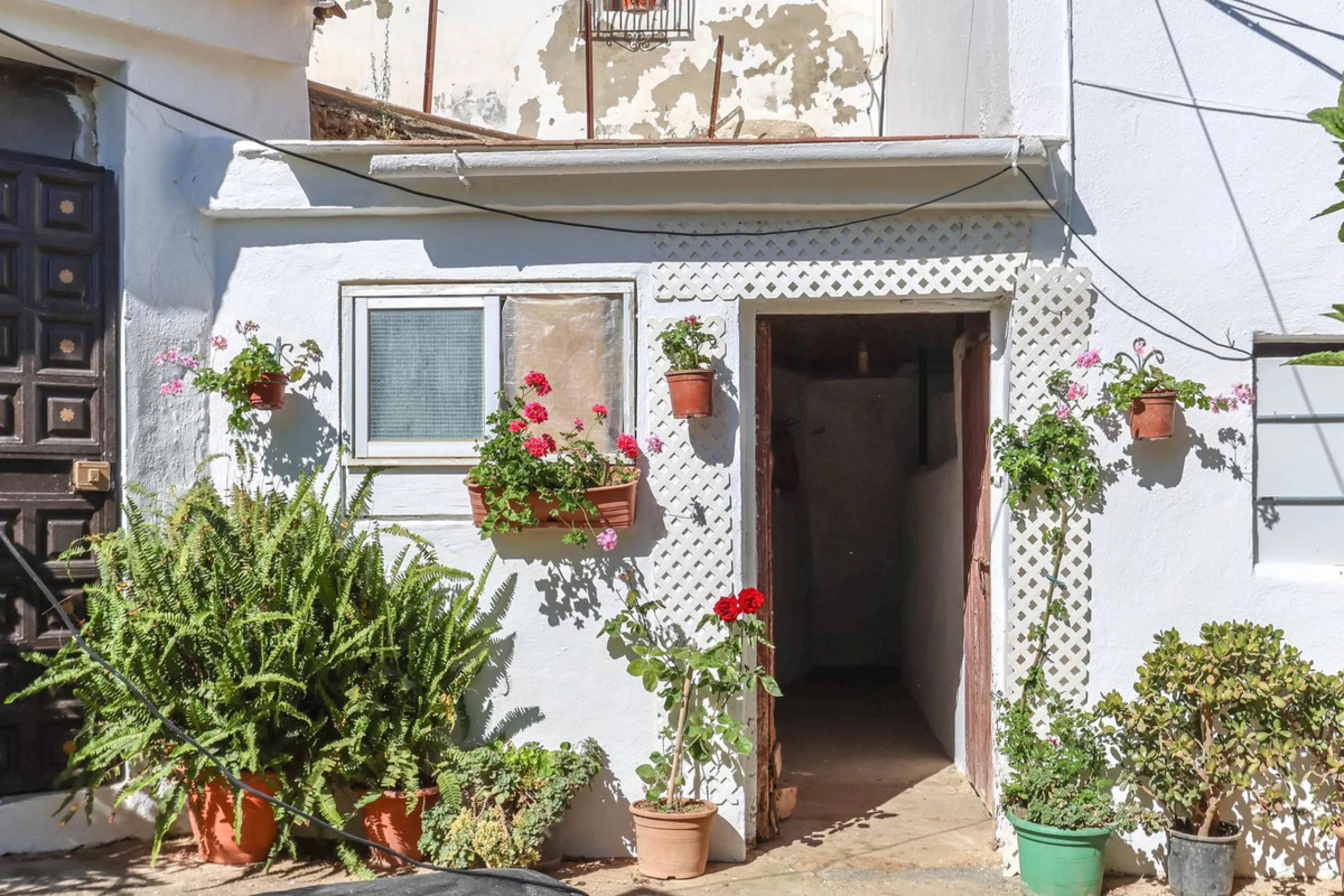 House - Townhouse в продаже в Casarabonela, Málaga. В доме 4 спален и 2 ванных комнат. Площадь дома 800 м². Площадь участка 3000 м²