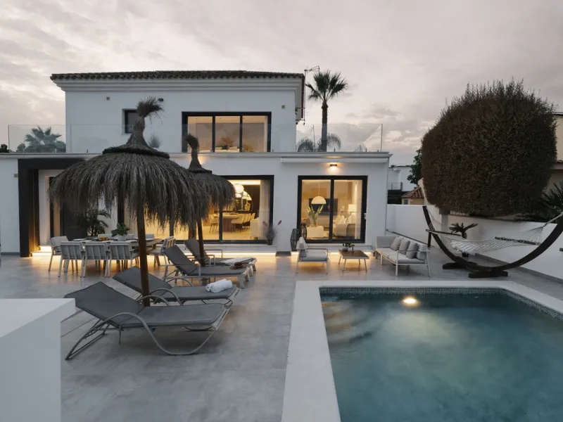Luxury Investment Villa in Nueva Andalucía – Prime Location & High Rental Yield