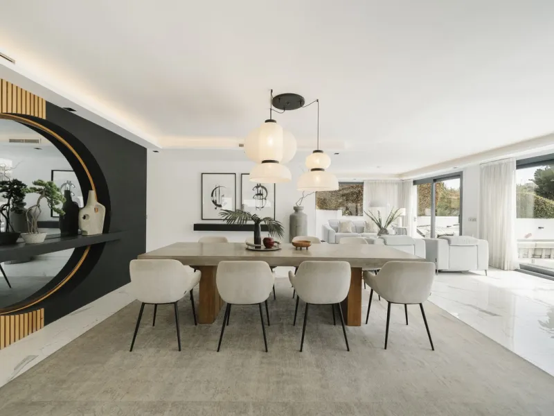 Luxury Investment Villa in Nueva Andalucía – Prime Location & High Rental Yield