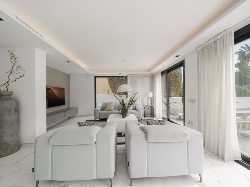 Luxury Investment Villa in Nueva Andalucía – Prime Location & High Rental Yield