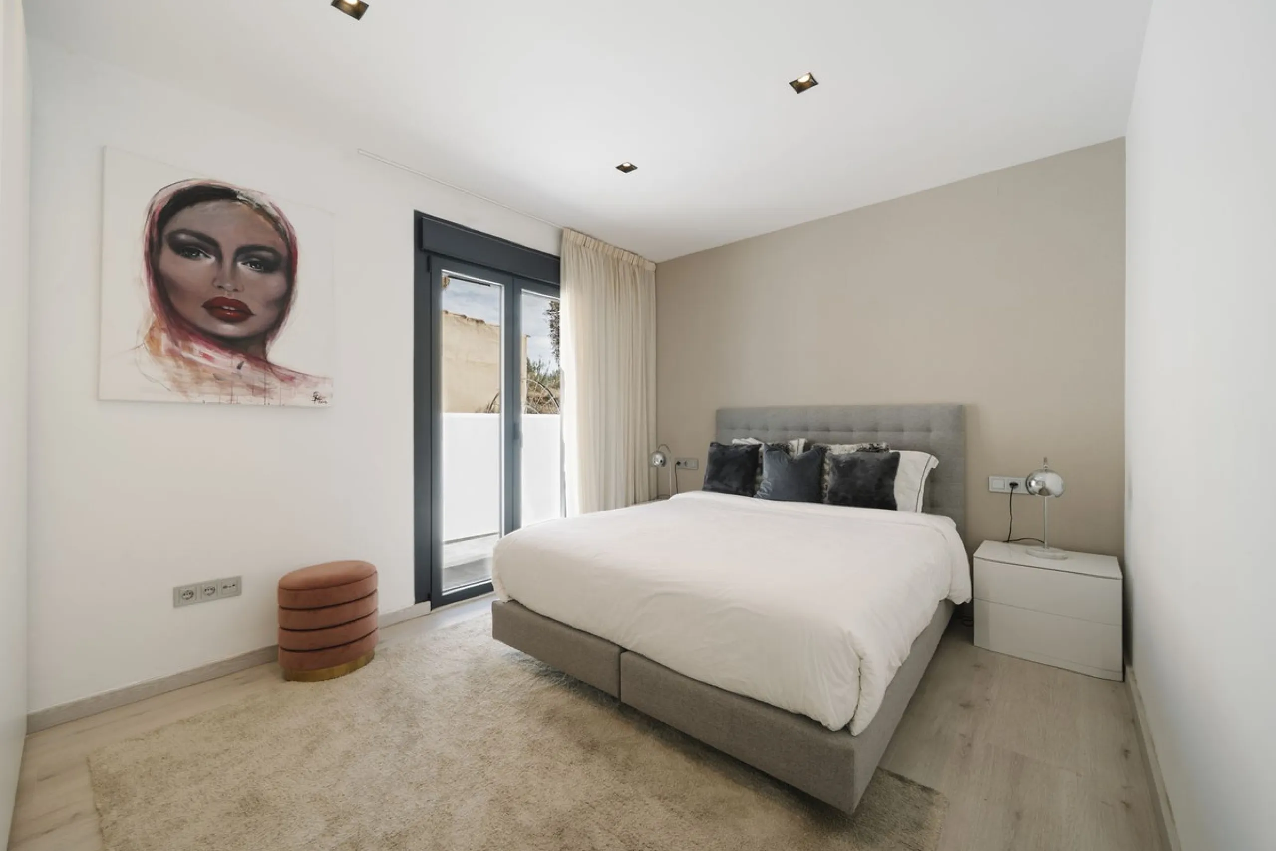 Luxury Investment Villa in Nueva Andalucía – Prime Location & High Rental Yield