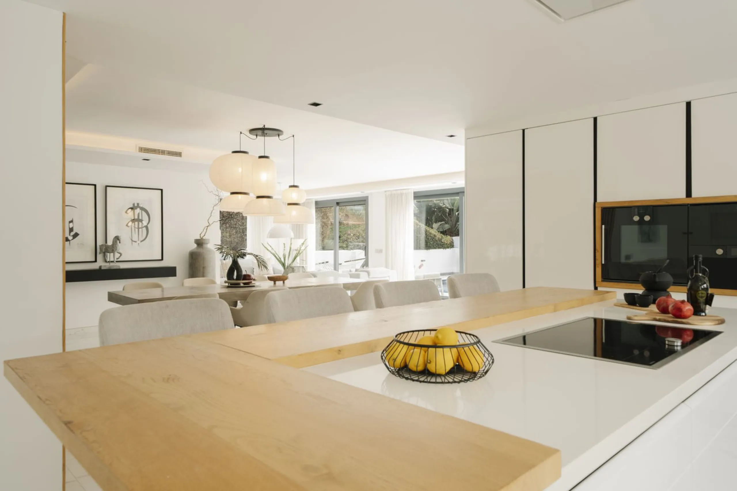 Luxury Investment Villa in Nueva Andalucía – Prime Location & High Rental Yield