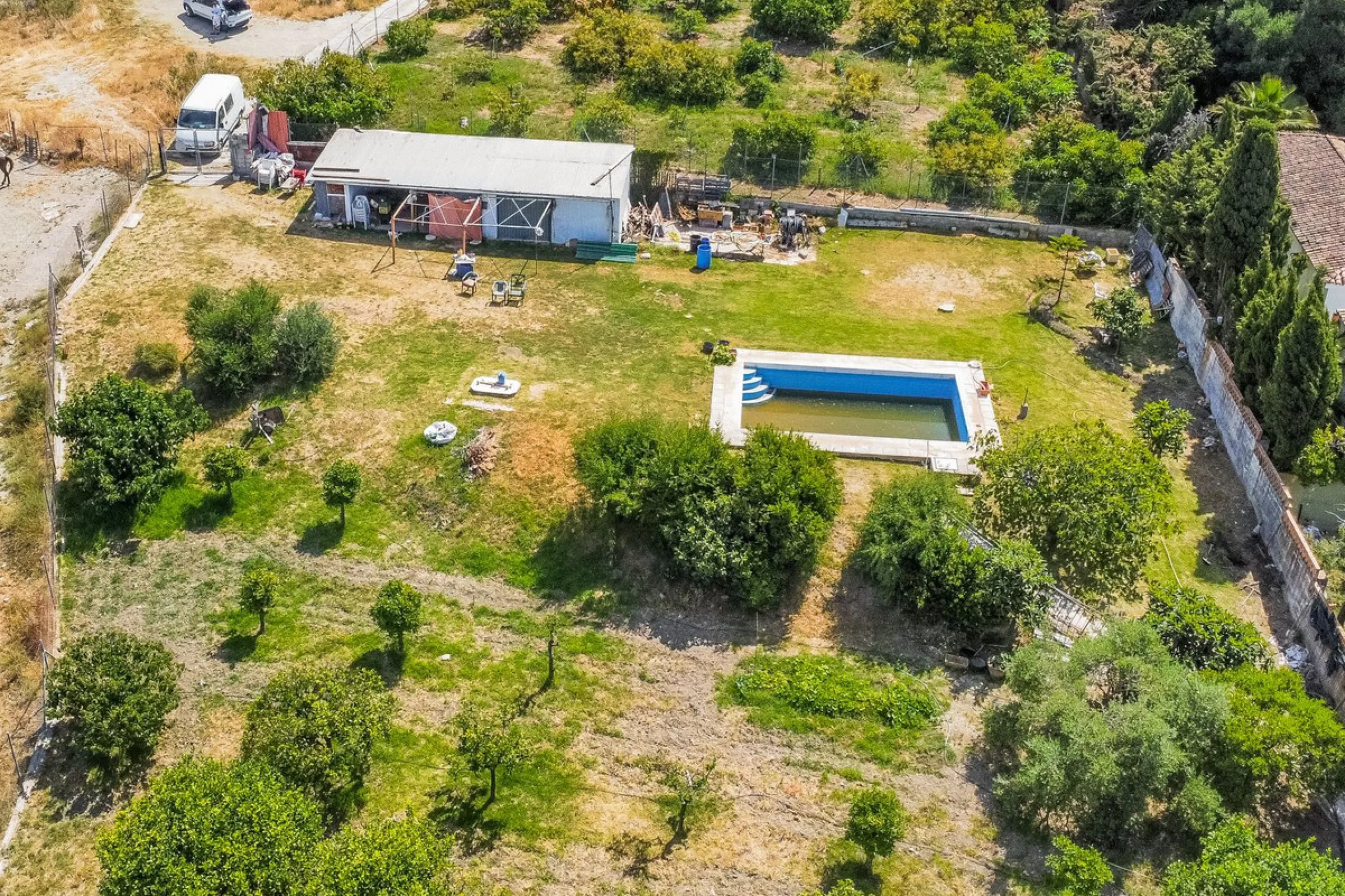 Plot - Land with Ruin в продаже в Estepona, Málaga. Площадь дома 100 м². Площадь участка 4491 м²