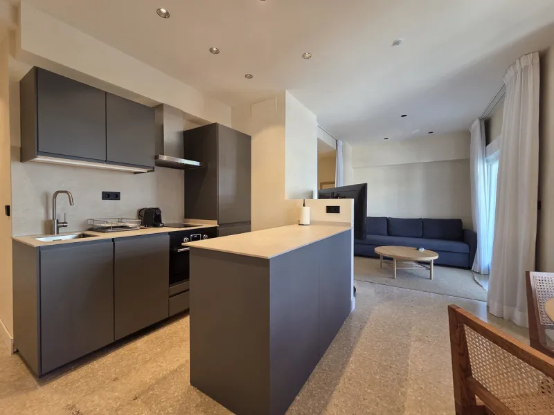 Apartment - Middle Floor Apartment в продаже в Marbella, Málaga. В доме 1 спален и 1 ванных комнат. Площадь дома 42 м²
