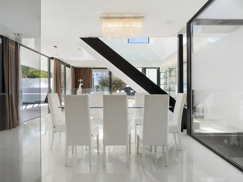 Nestled in the prestigious enclave of La Cerquilla, Villa La Cerquilla is a sanctuary of contemporary luxury surrounded by the beauty of Marbella's Golf Valley. Behind its private gates, the residence opens onto five generous double bedrooms, including a 