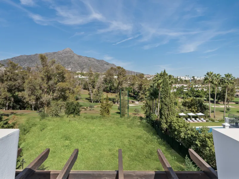 Nestled in the prestigious enclave of La Cerquilla, Villa La Cerquilla is a sanctuary of contemporary luxury surrounded by the beauty of Marbella's Golf Valley. Behind its private gates, the residence opens onto five generous double bedrooms, including a 