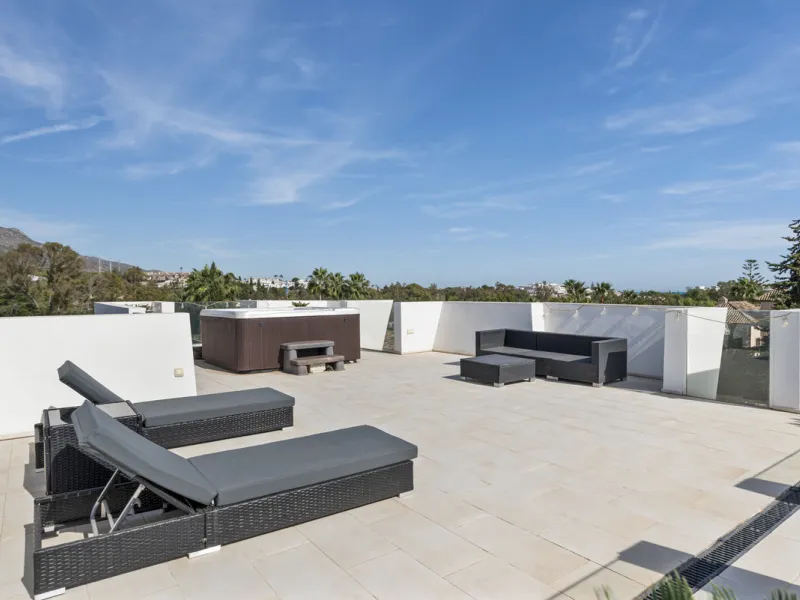 Nestled in the prestigious enclave of La Cerquilla, Villa La Cerquilla is a sanctuary of contemporary luxury surrounded by the beauty of Marbella's Golf Valley. Behind its private gates, the residence opens onto five generous double bedrooms, including a 