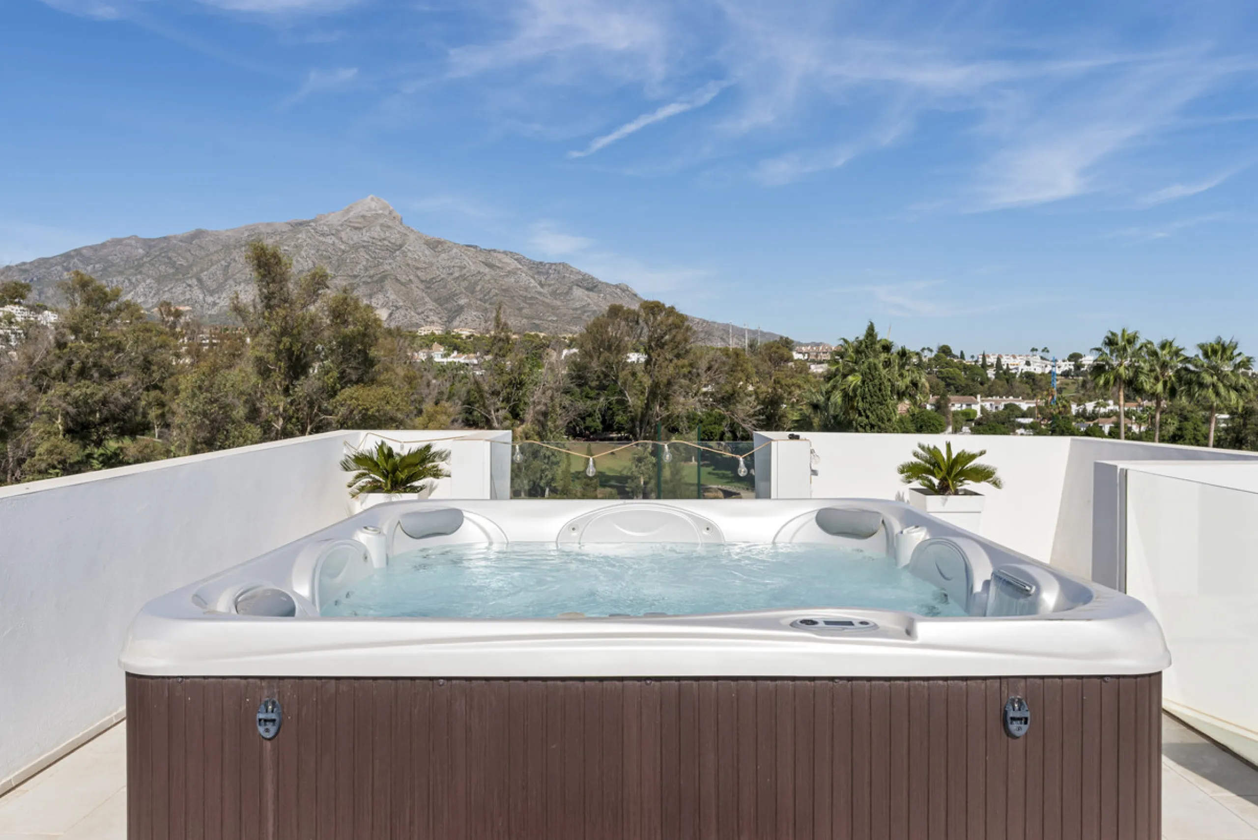 Nestled in the prestigious enclave of La Cerquilla, Villa La Cerquilla is a sanctuary of contemporary luxury surrounded by the beauty of Marbella's Golf Valley. Behind its private gates, the residence opens onto five generous double bedrooms, including a 