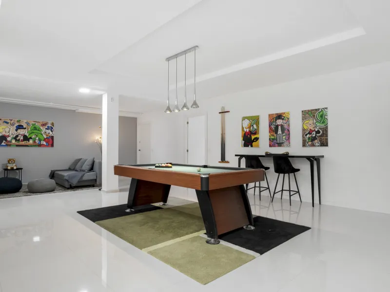 Nestled in the prestigious enclave of La Cerquilla, Villa La Cerquilla is a sanctuary of contemporary luxury surrounded by the beauty of Marbella's Golf Valley. Behind its private gates, the residence opens onto five generous double bedrooms, including a 