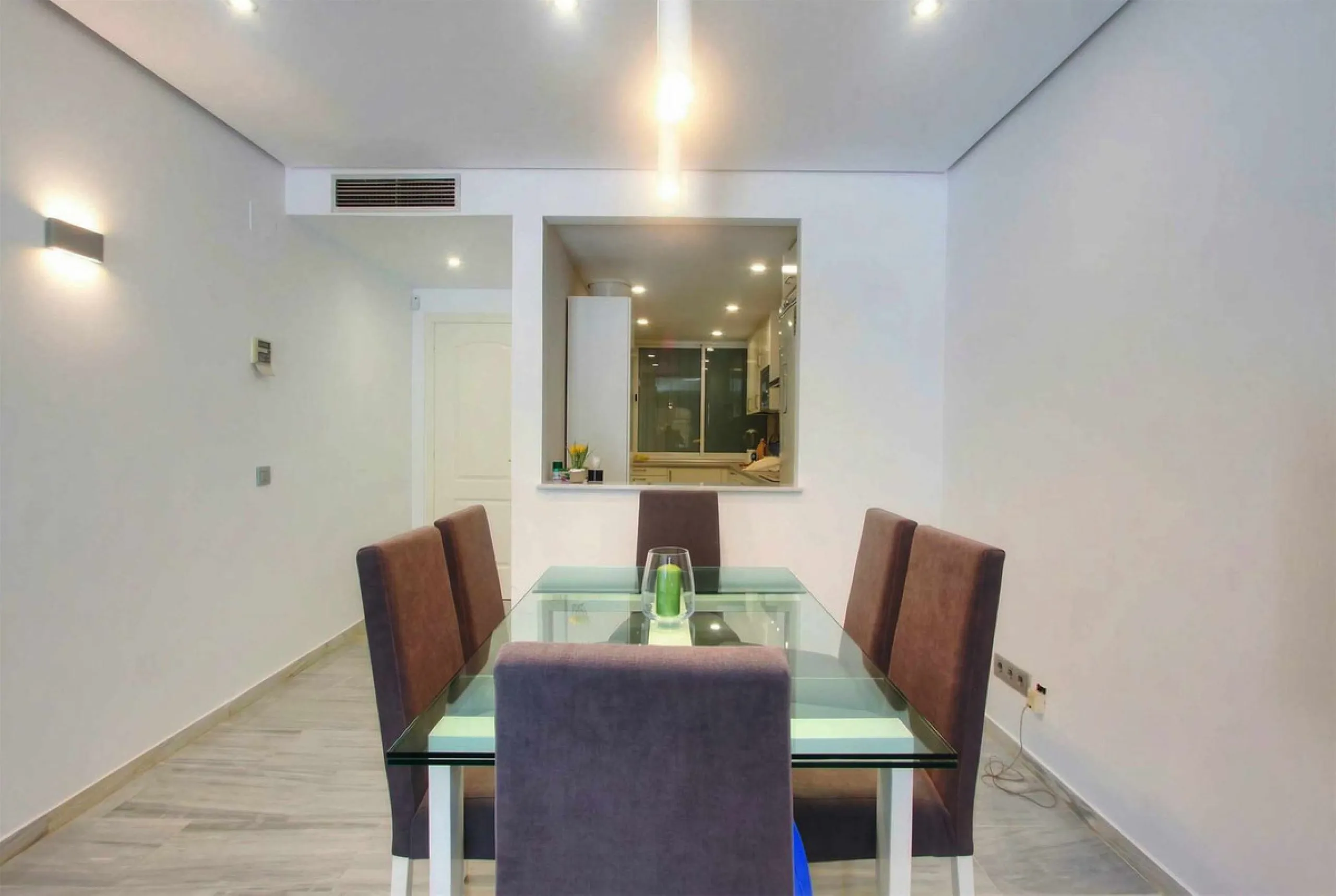 Apartment - Ground Floor Apartment в продаже в Marbella, Málaga. В доме 3 спален и 2 ванных комнат. Площадь дома 116 м²