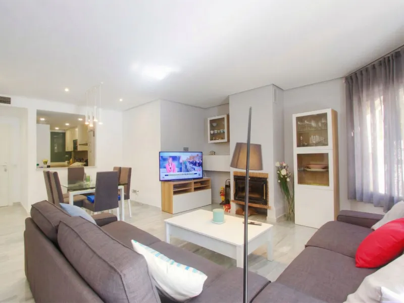 Apartment - Ground Floor Apartment в продаже в Marbella, Málaga. В доме 3 спален и 2 ванных комнат. Площадь дома 116 м²