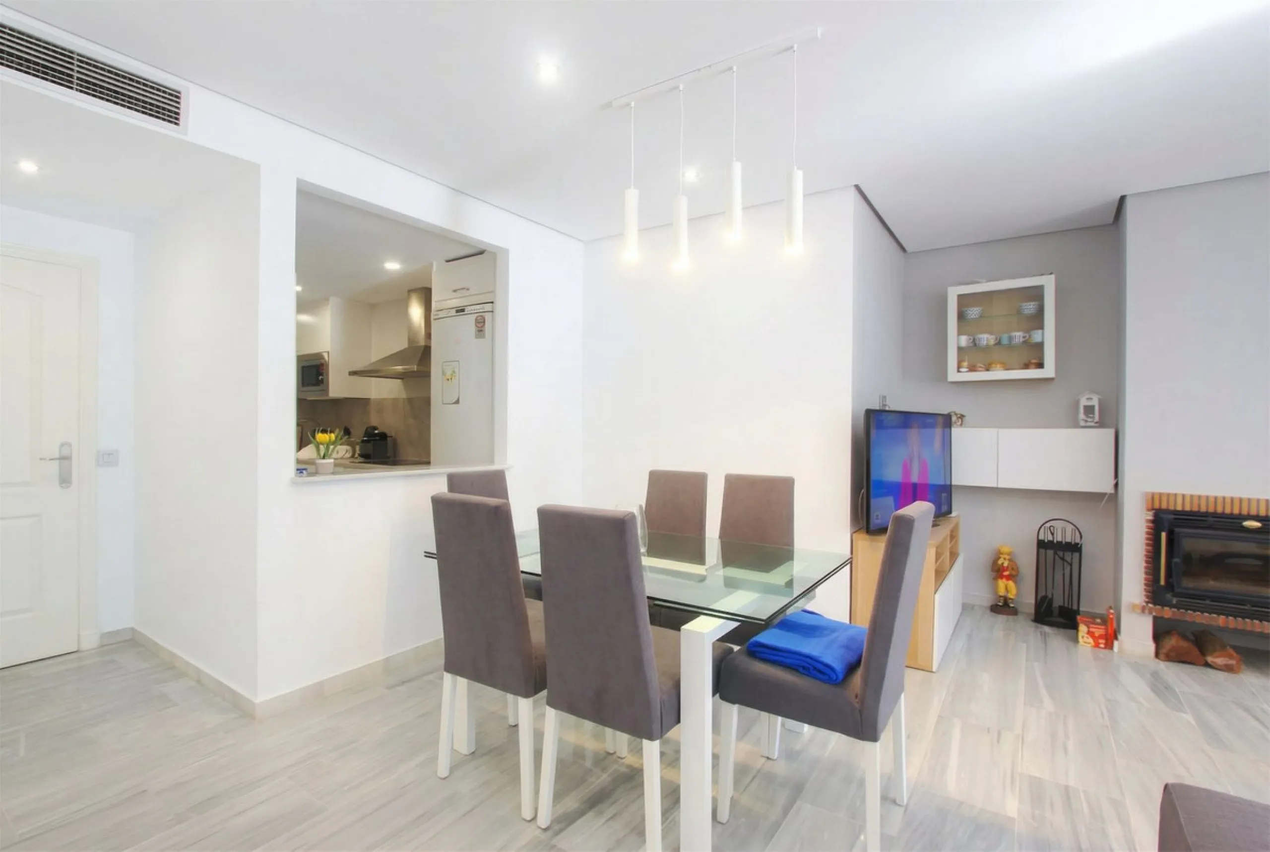 Apartment - Ground Floor Apartment в продаже в Marbella, Málaga. В доме 3 спален и 2 ванных комнат. Площадь дома 116 м²