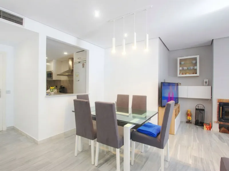 Apartment - Ground Floor Apartment в продаже в Marbella, Málaga. В доме 3 спален и 2 ванных комнат. Площадь дома 116 м²