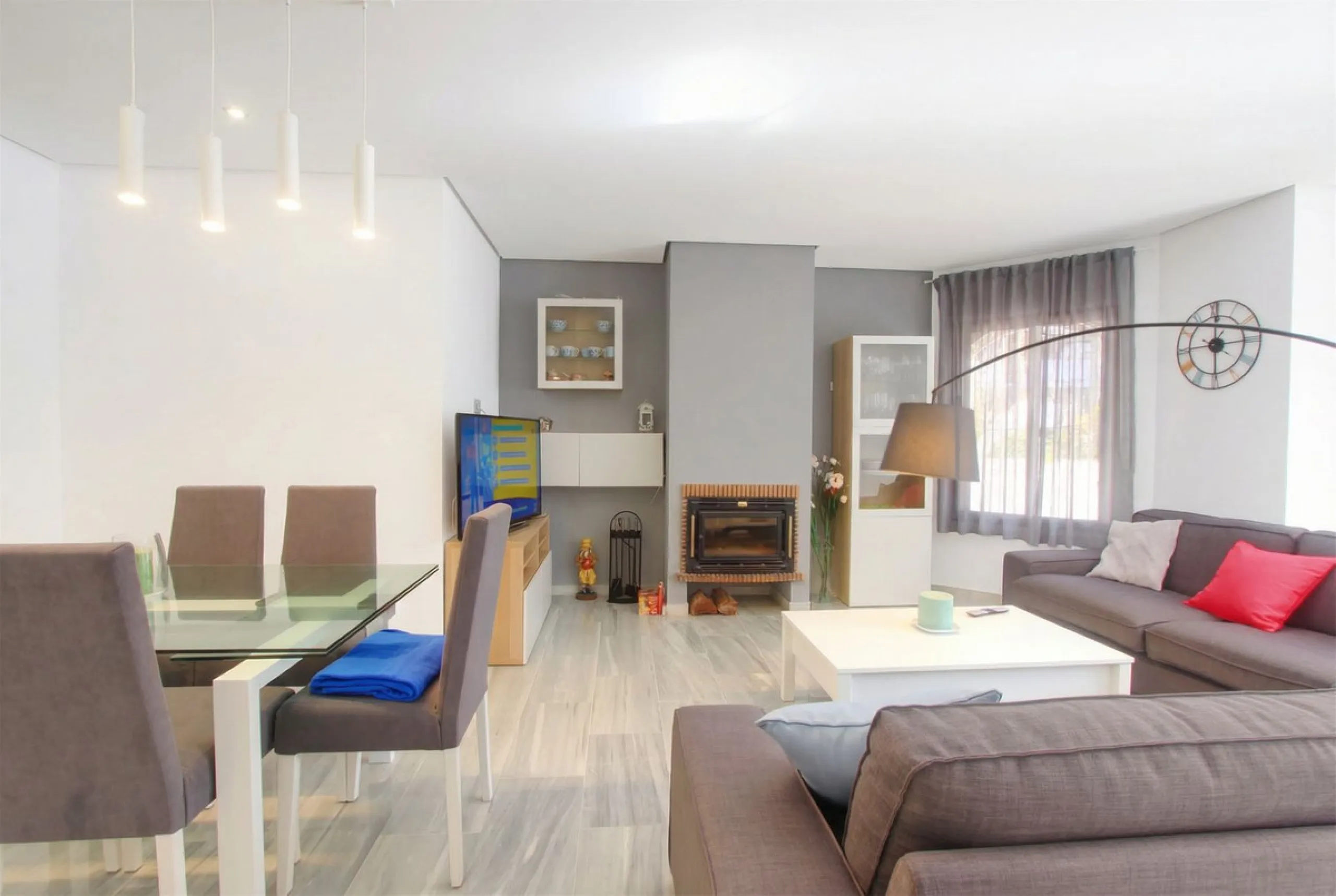 Apartment - Ground Floor Apartment в продаже в Marbella, Málaga. В доме 3 спален и 2 ванных комнат. Площадь дома 116 м²