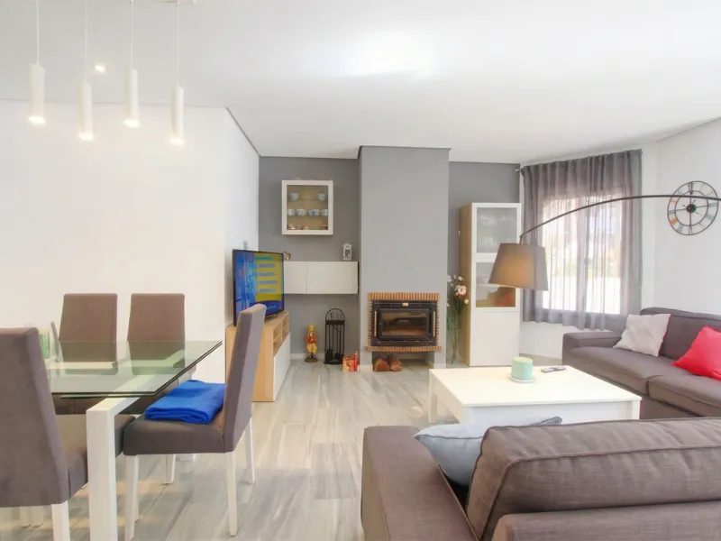 Apartment - Ground Floor Apartment в продаже в Marbella, Málaga. В доме 3 спален и 2 ванных комнат. Площадь дома 116 м²
