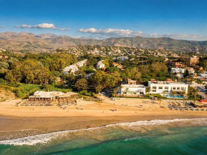 Apartment - Ground Floor Apartment в продаже в Marbella, Málaga. В доме 3 спален и 2 ванных комнат. Площадь дома 116 м²