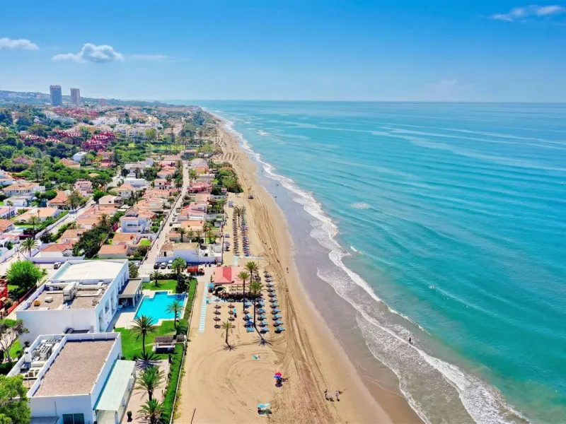 Apartment - Ground Floor Apartment в продаже в Marbella, Málaga. В доме 3 спален и 2 ванных комнат. Площадь дома 116 м²