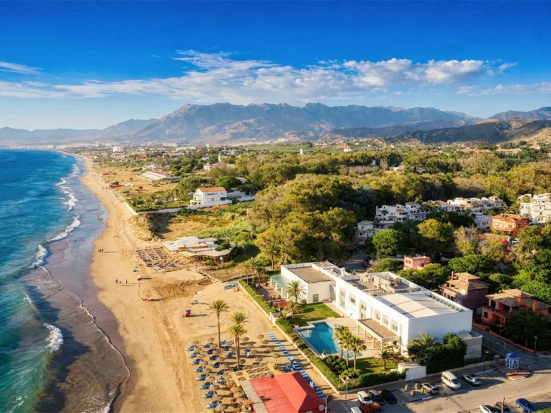 Apartment - Ground Floor Apartment в продаже в Marbella, Málaga. В доме 3 спален и 2 ванных комнат. Площадь дома 116 м²