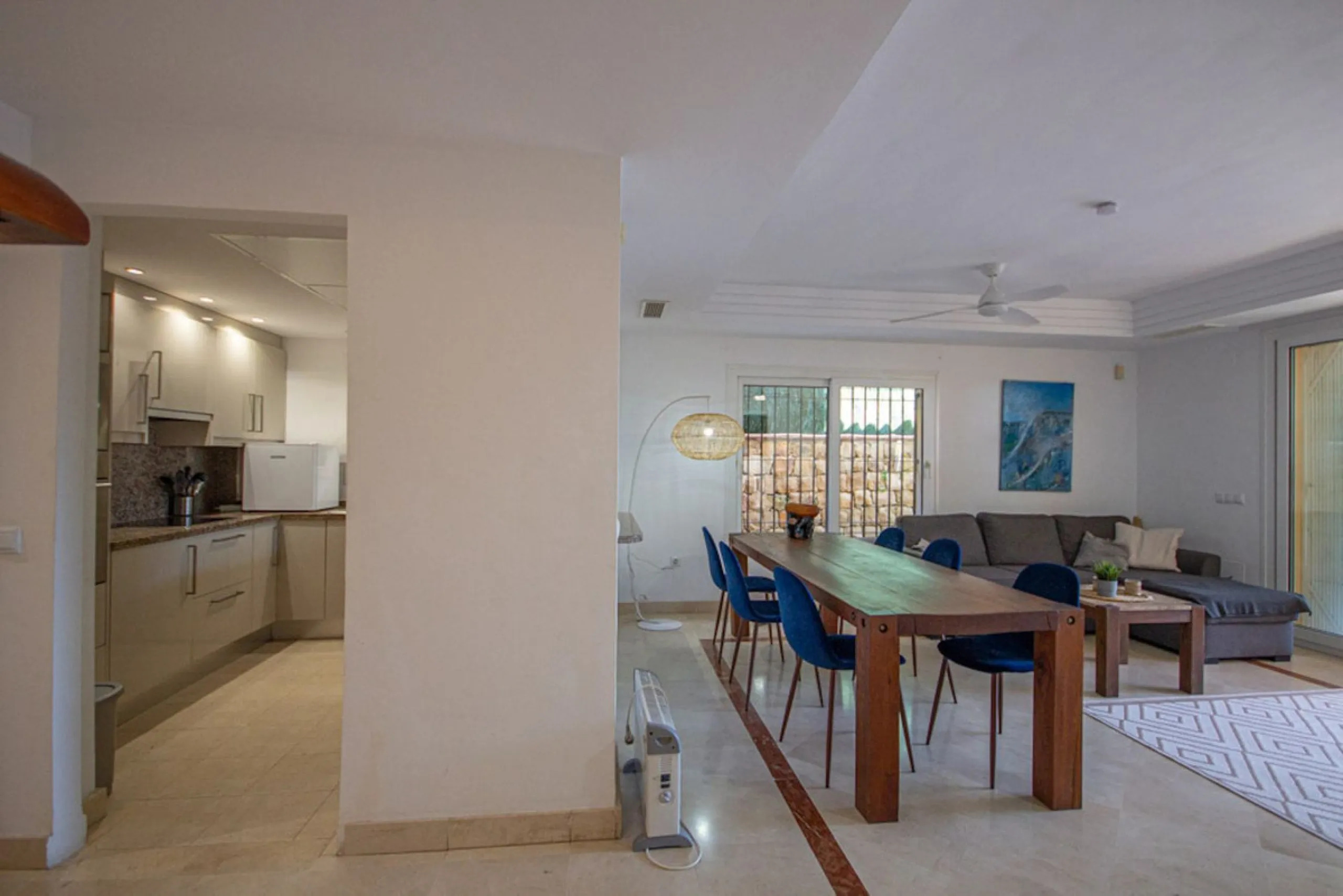 Spacious 4-Bedroom semi detached Villa with Private Heated Pool in Riviera del Sol