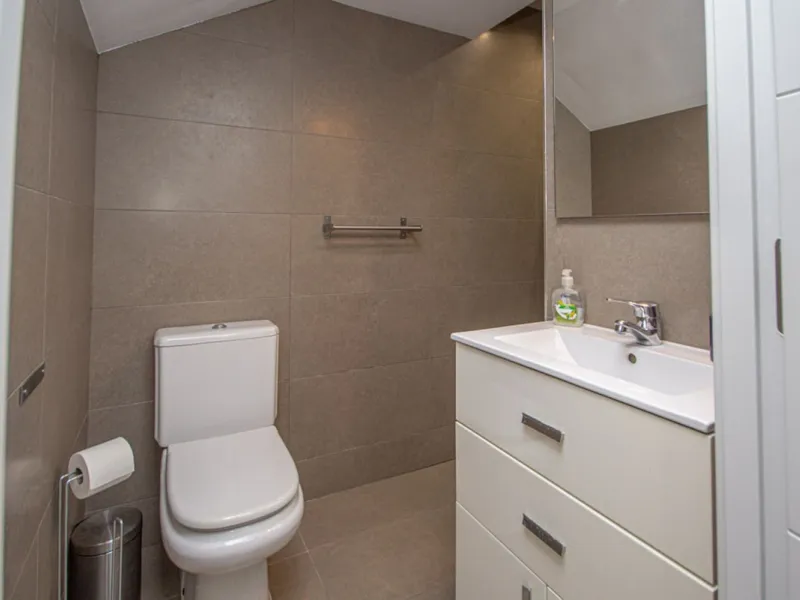 Spacious 4-Bedroom semi detached Villa with Private Heated Pool in Riviera del Sol