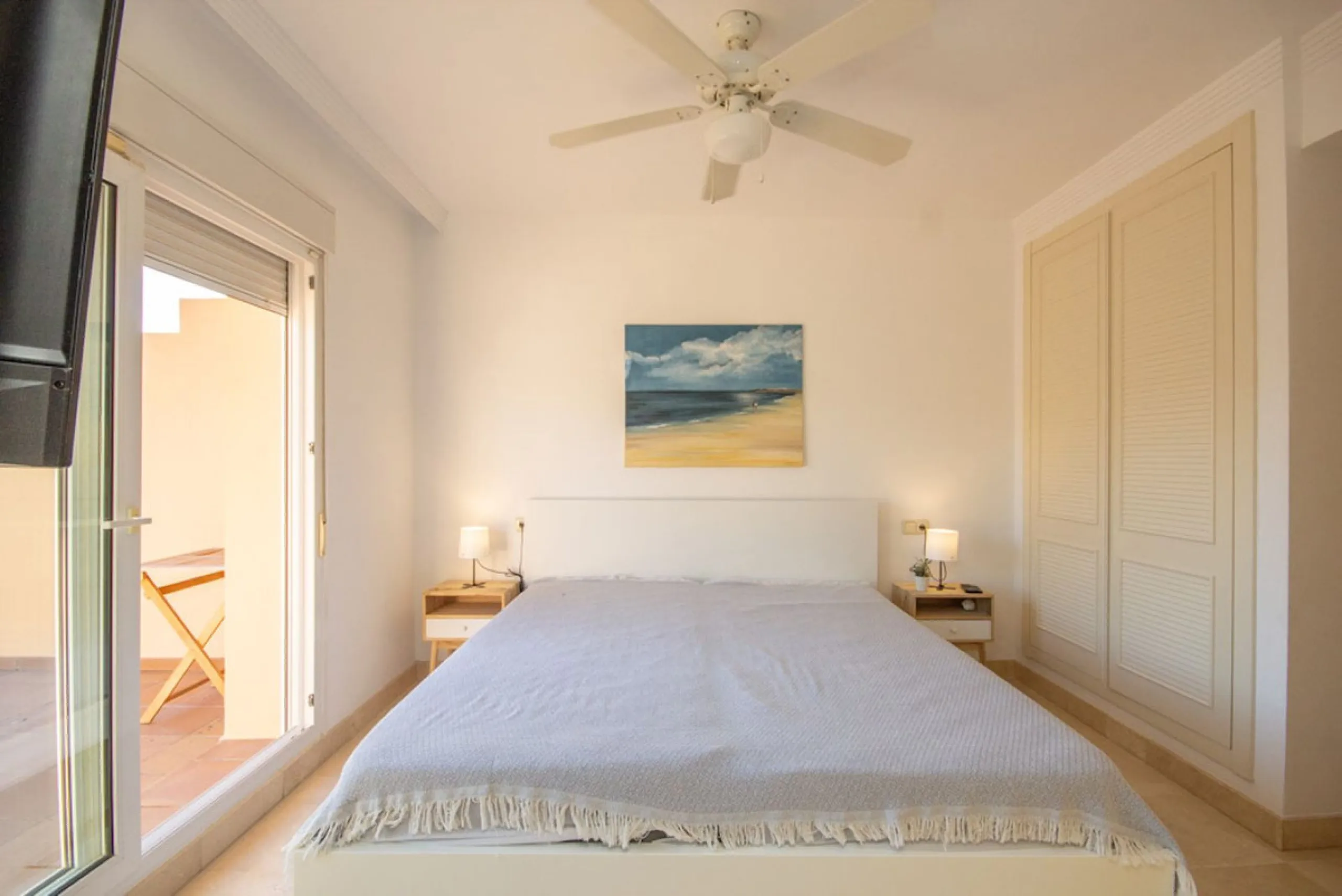 Spacious 4-Bedroom semi detached Villa with Private Heated Pool in Riviera del Sol